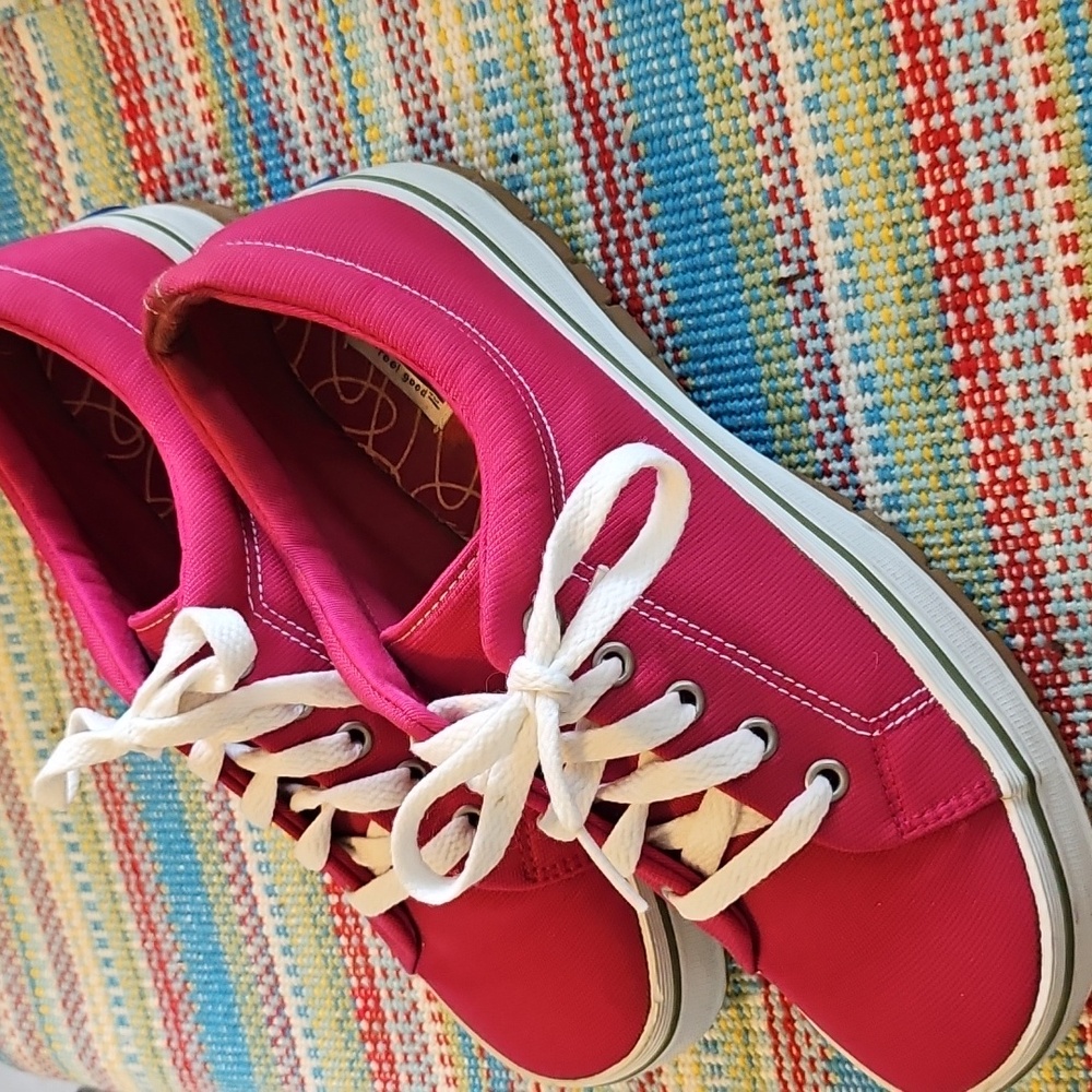 Nwot Keds Pink and White Canvas Sneakers - Picture 2 of 6